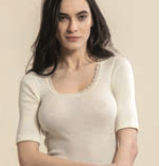 CAPRICIOSA manches courtes  Laine et Soie Plissée (lingerie Moretta) 5761. warm woman shirt with festoon lace